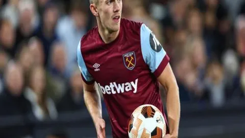 “一人操控百台手机，两处“水军”基地遭查！”