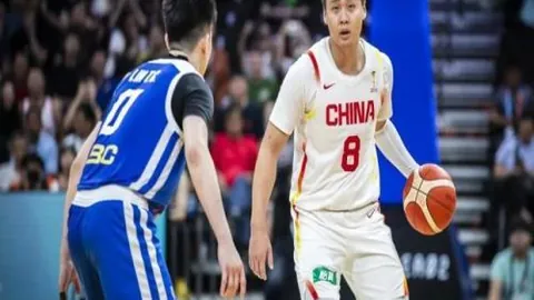 大乐透期号专家推荐：马瑟林旧主战8中2，17分7板罚球15中